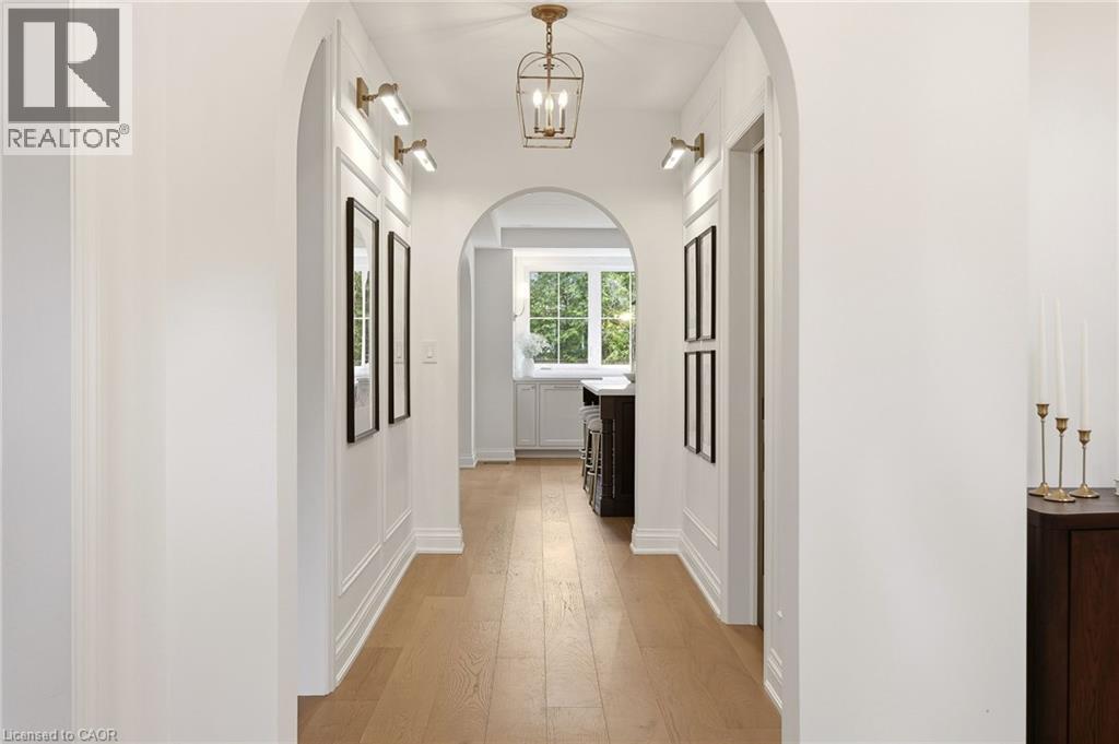 3081 BALMORAL Avenue - 6