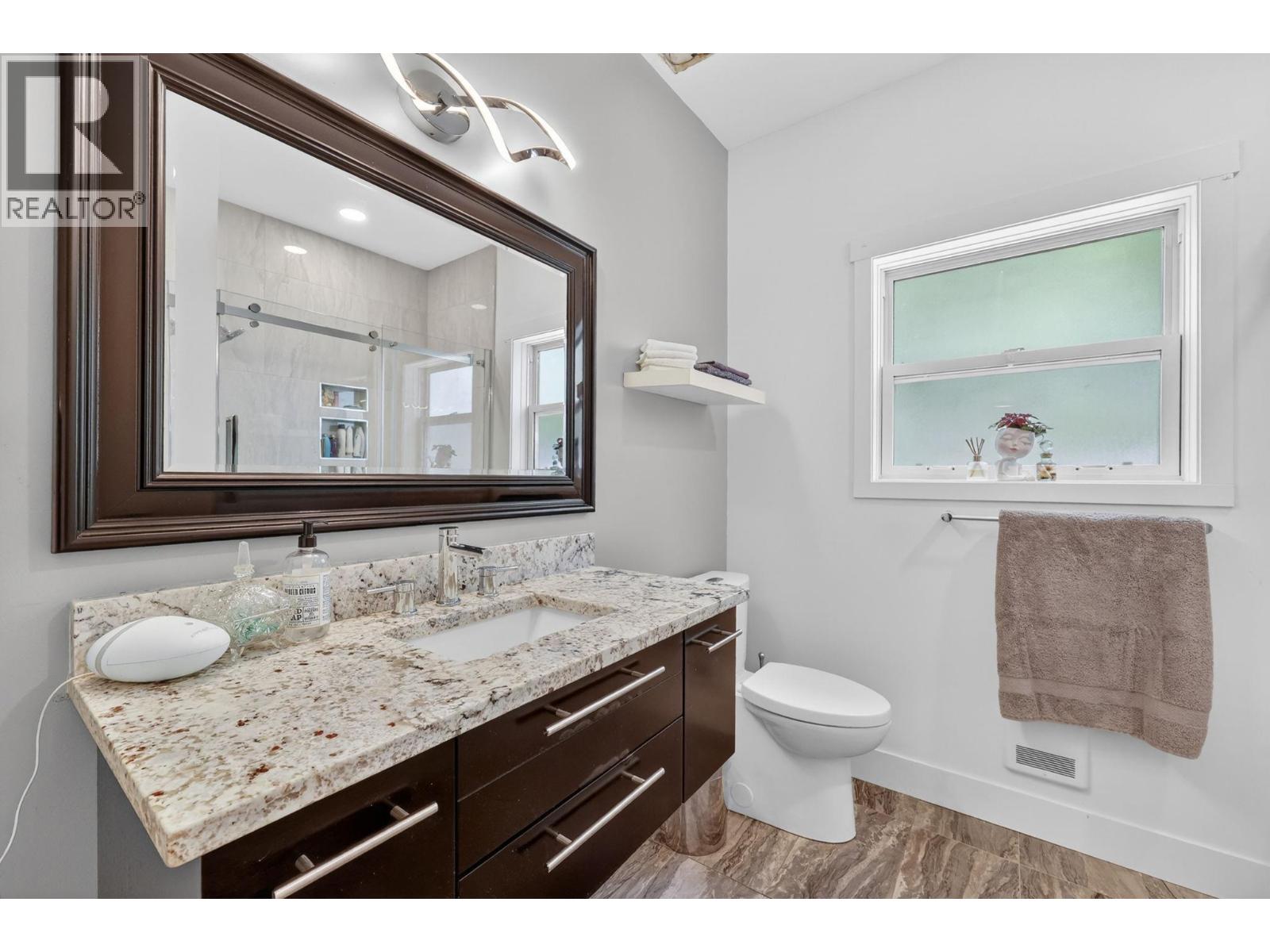 823 Ackerman Court, Kelowna