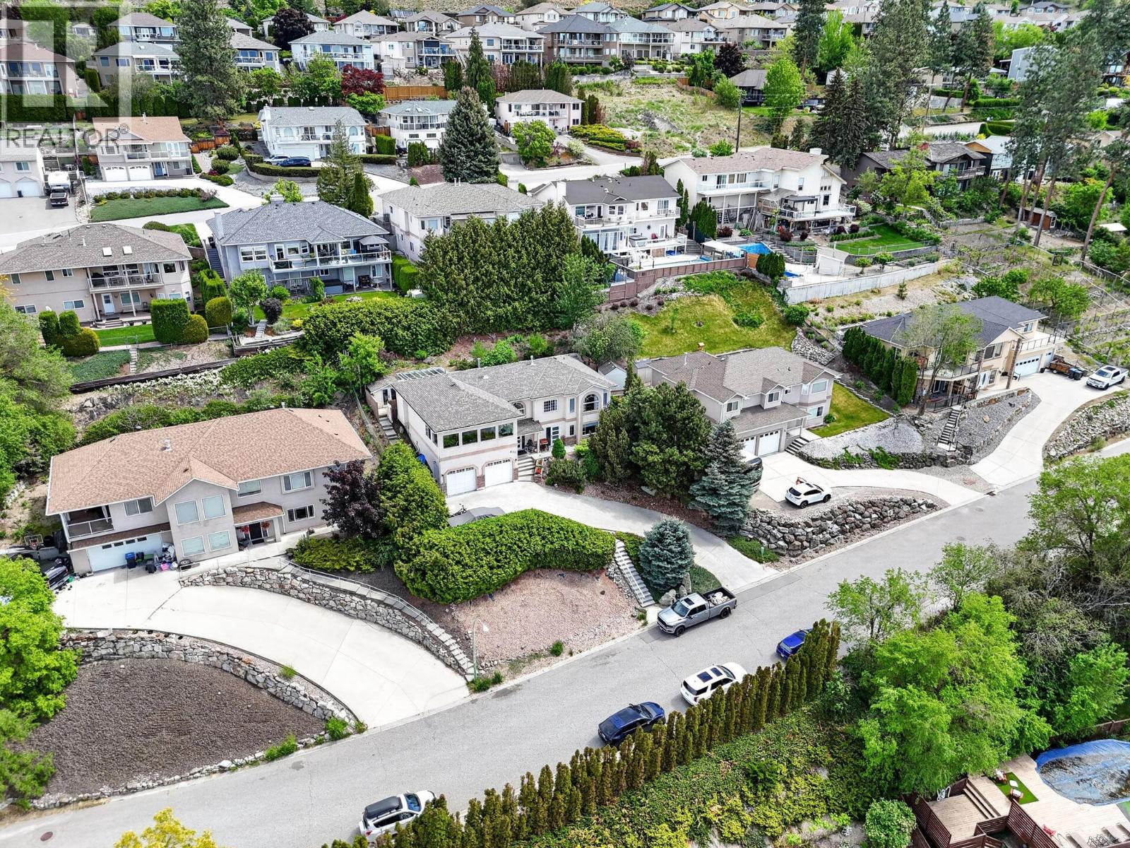 823 Ackerman Court - 2