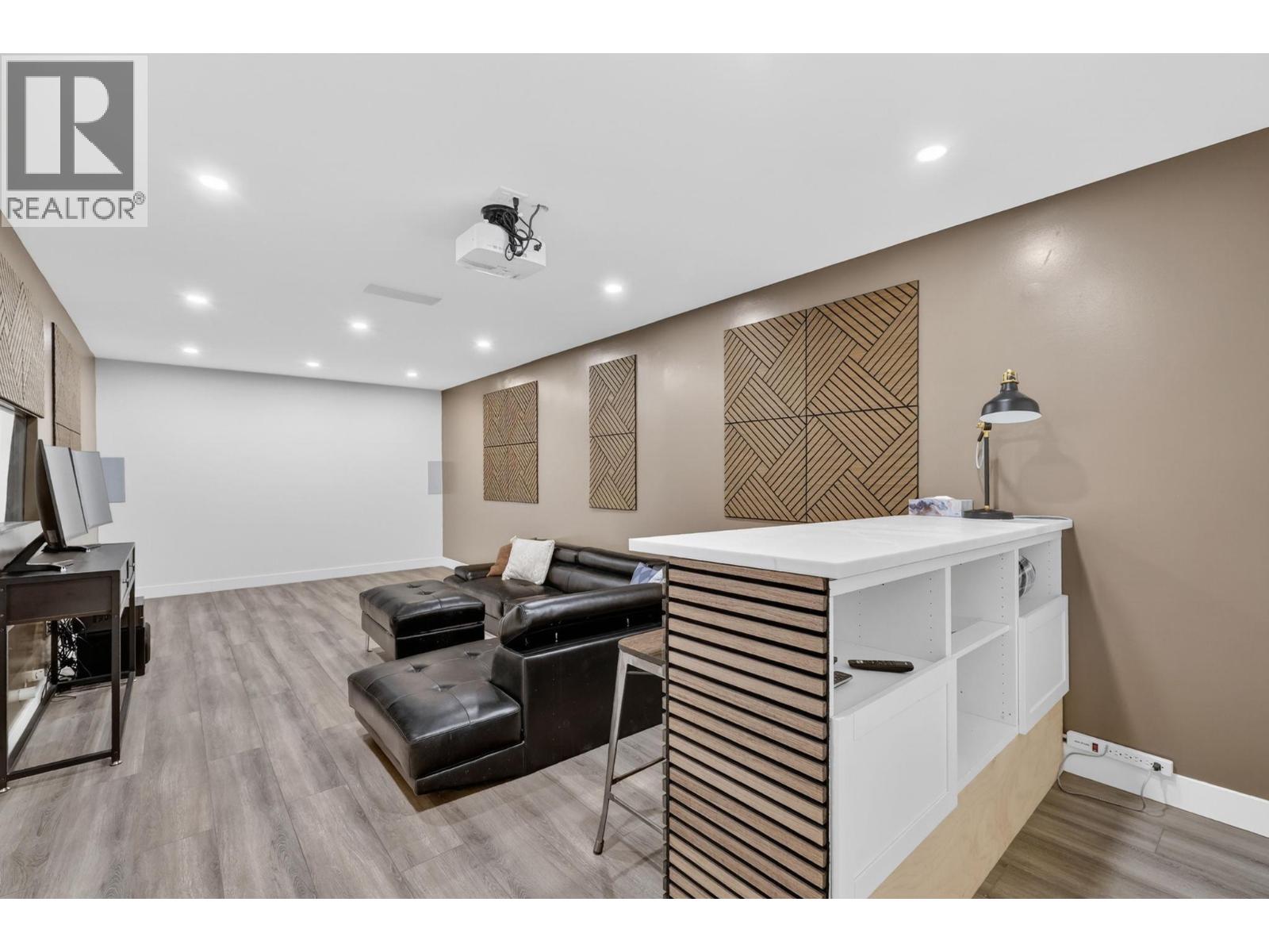 823 Ackerman Court - 37