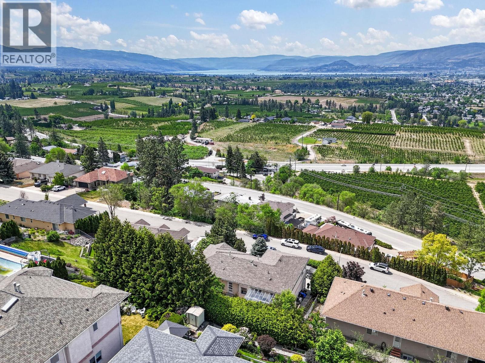 823 Ackerman Court, Kelowna
