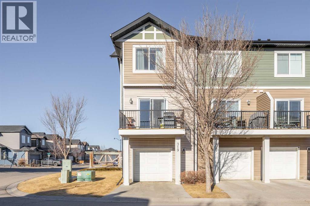 319 Taralake Way NE - 2