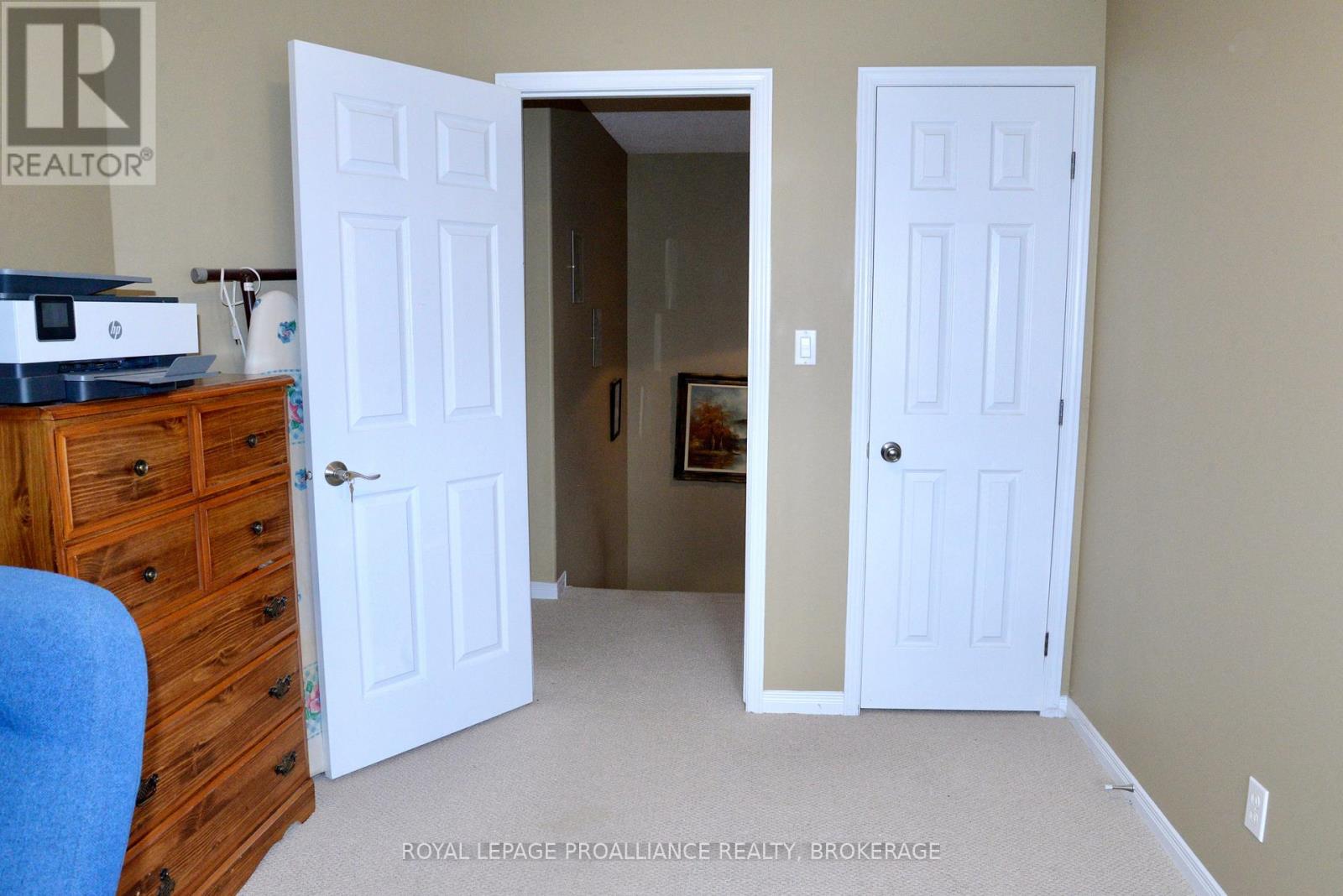 1031 RAINBOW CRESCENT - 16