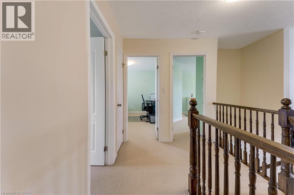 109 ROBERT SIMONE Way - 29