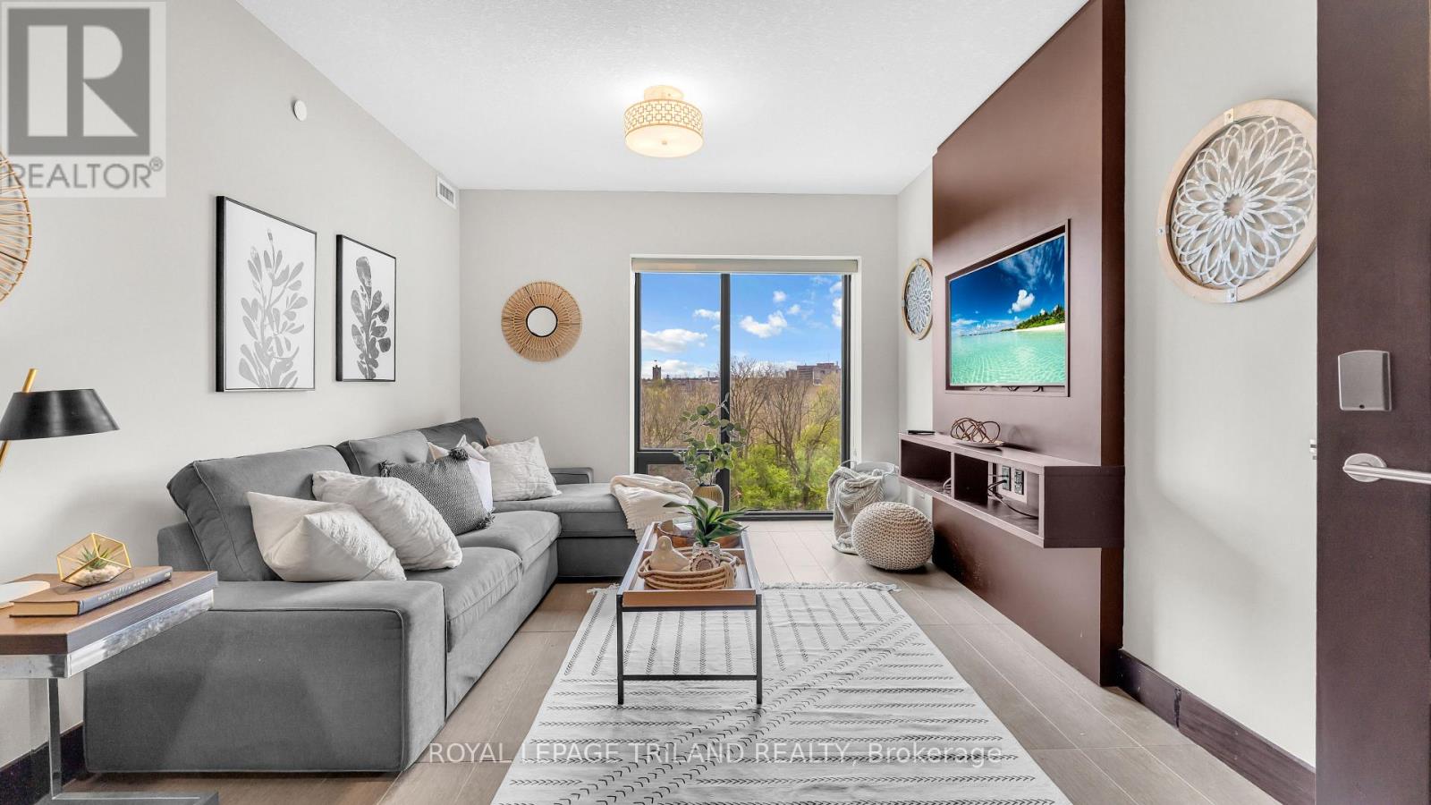#901 1235 RICHMOND STREET - 5