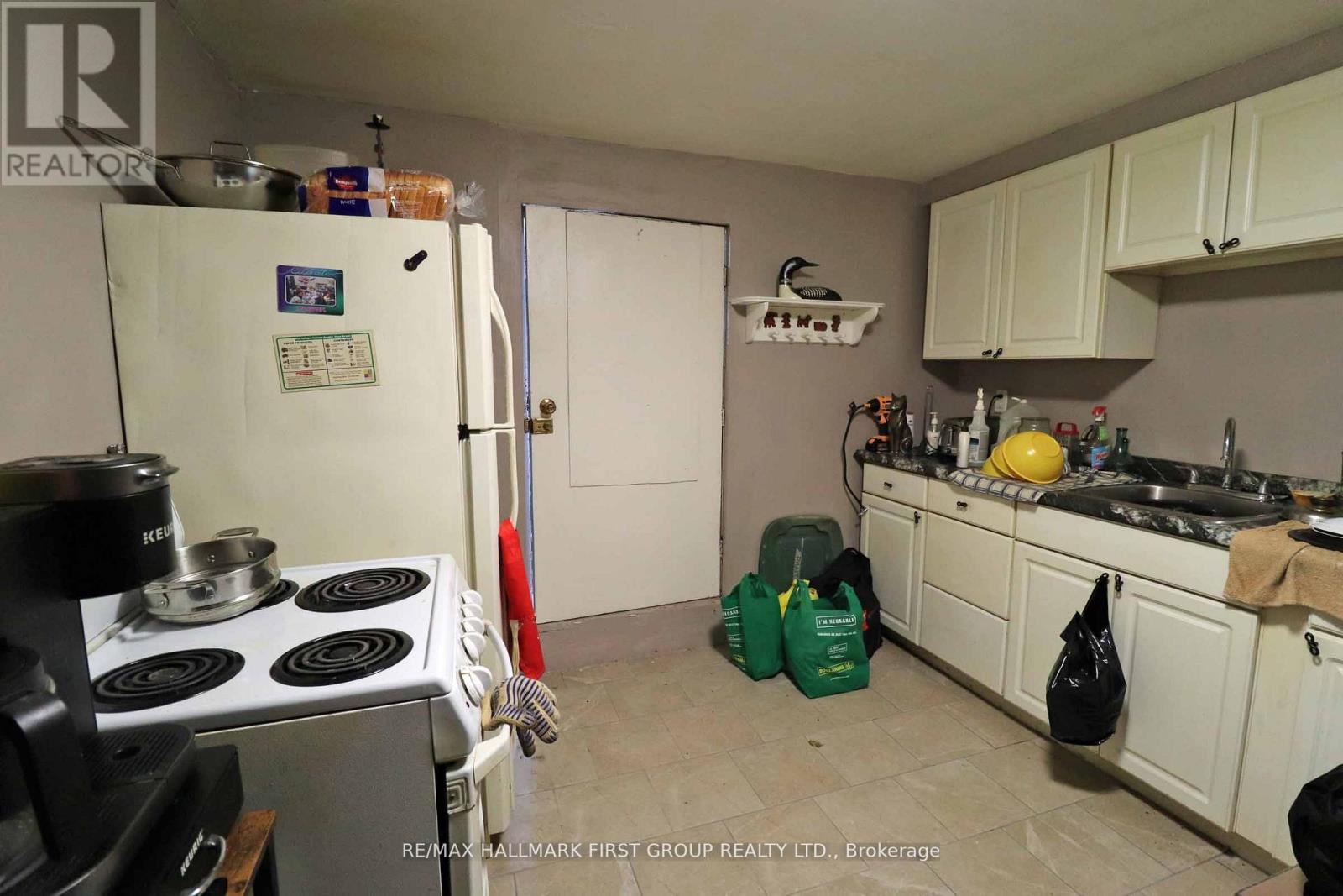 18120 HIGHWAY 41 - 40