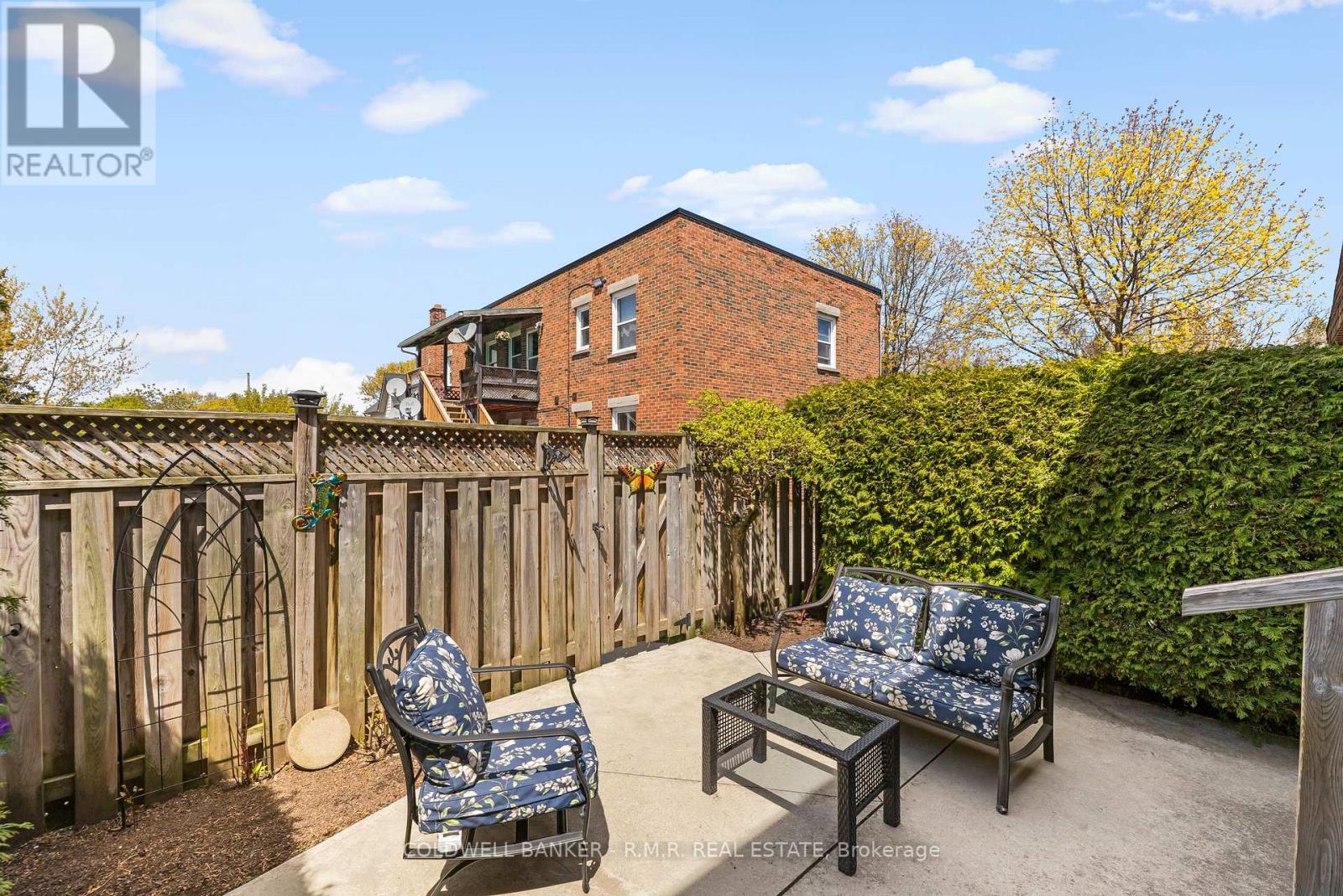 #5 373 D'ARCY STREET - 28