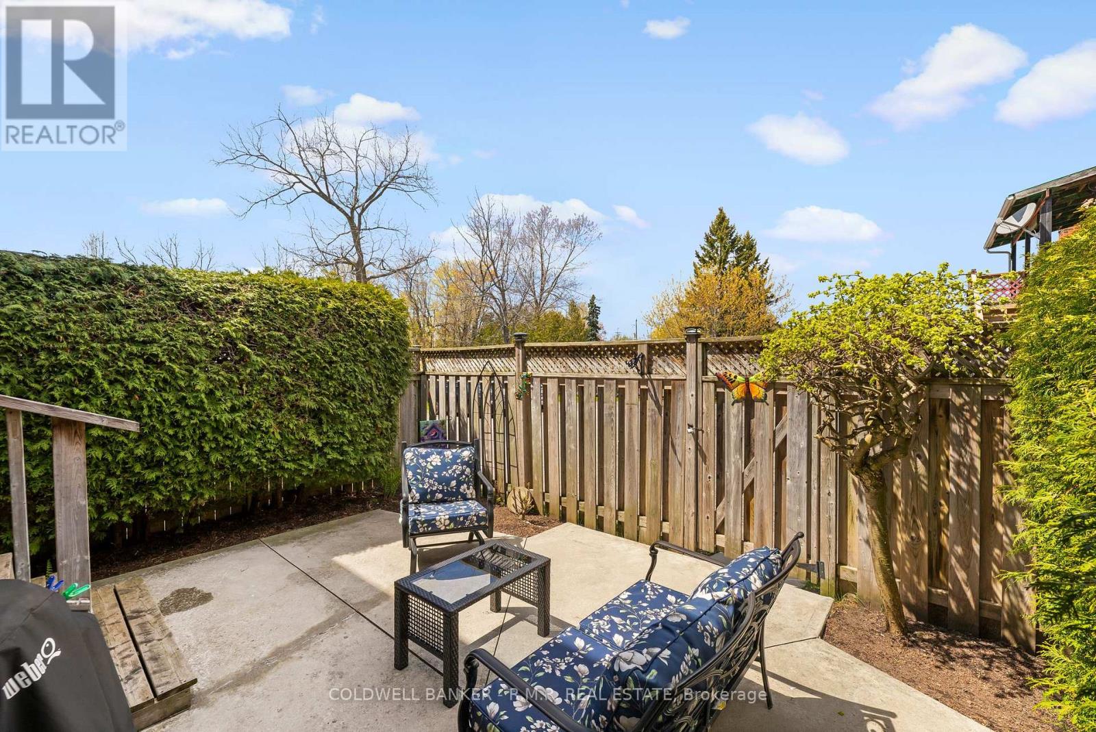 #5 373 D'ARCY STREET - 29