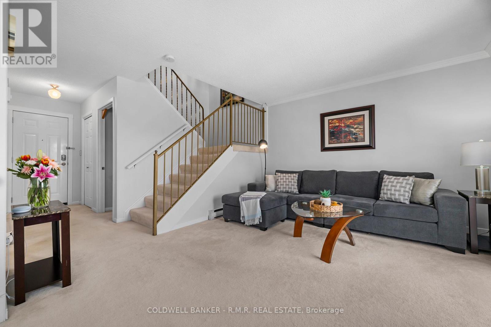 #5 373 D'ARCY STREET - 6