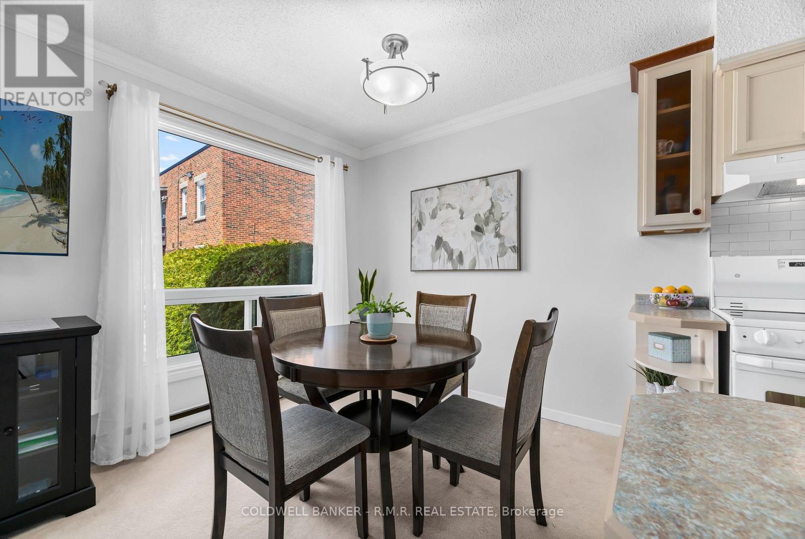 #5 373 D'ARCY STREET - 7