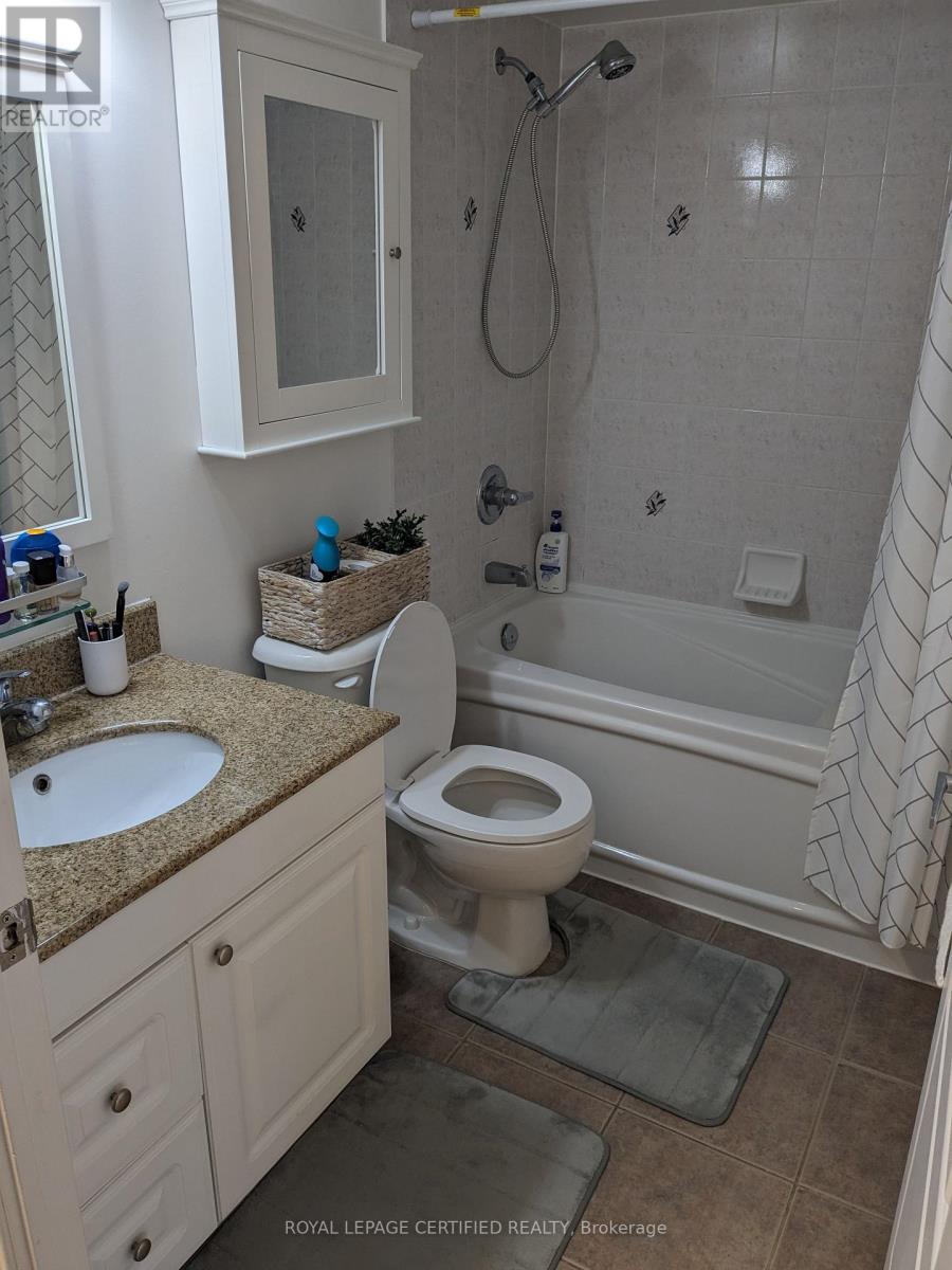 #1410 1 ELM DRIVE W - 14