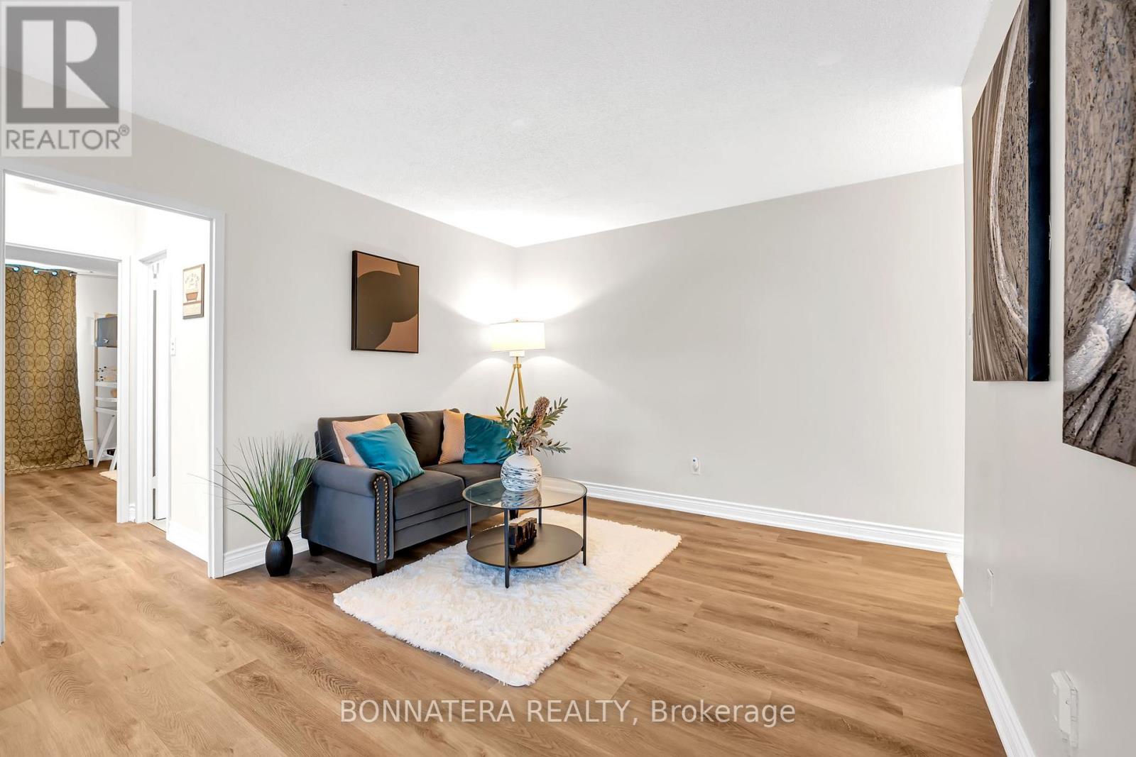 #905 3065 QUEEN FREDERICA DRIVE - 4