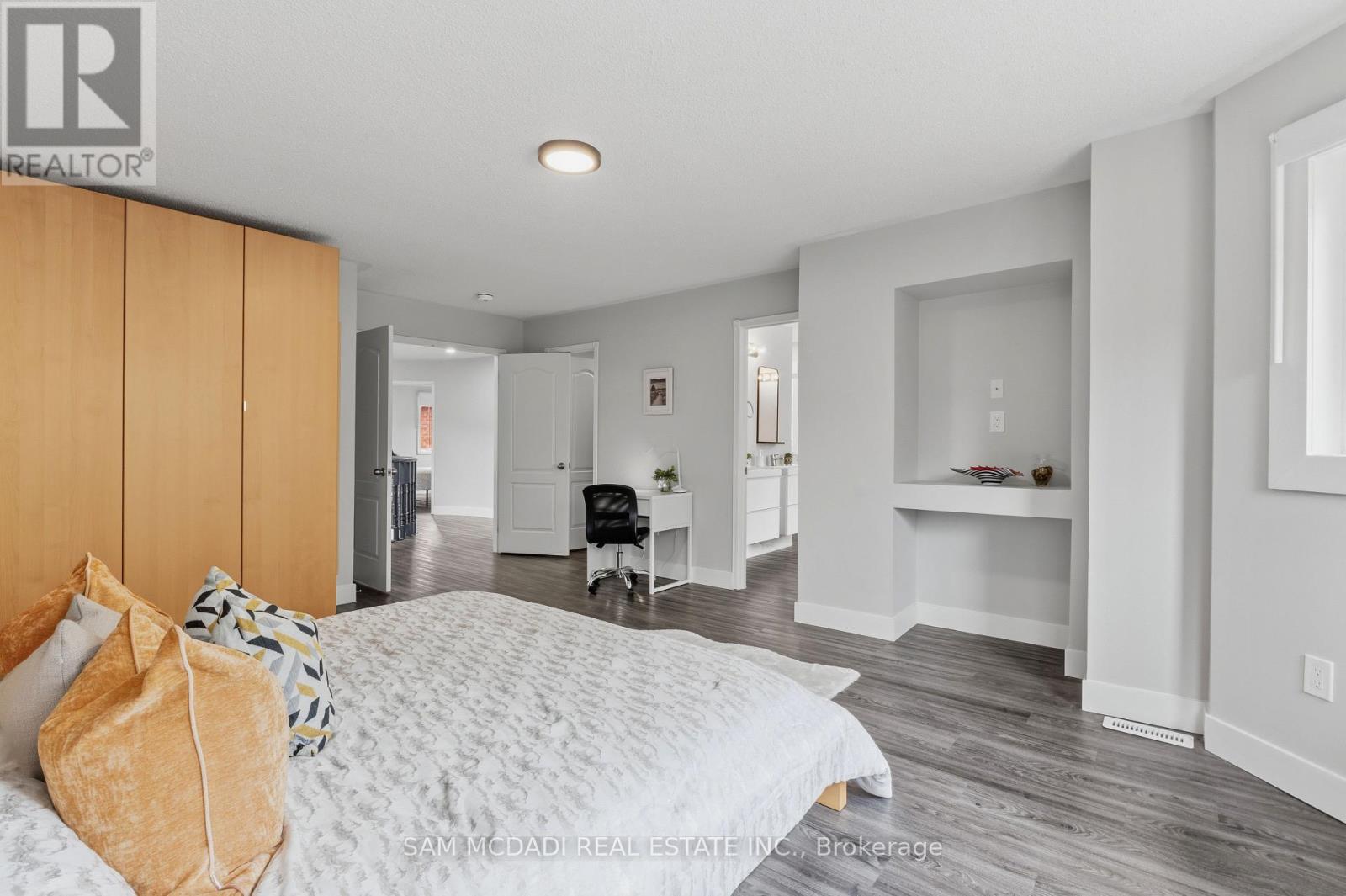 5532 WINDY HILL COURT - 37