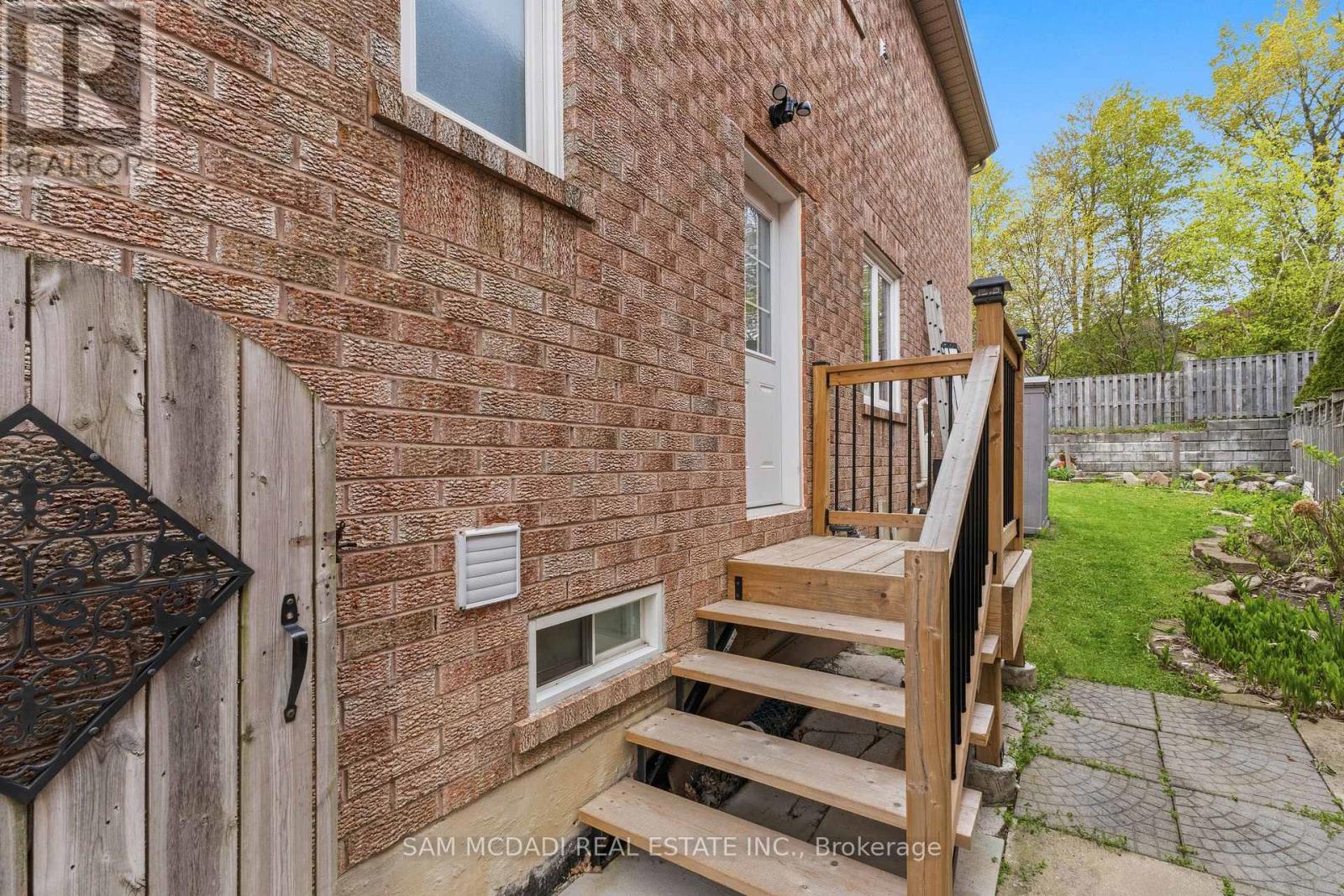 5532 WINDY HILL COURT - 47