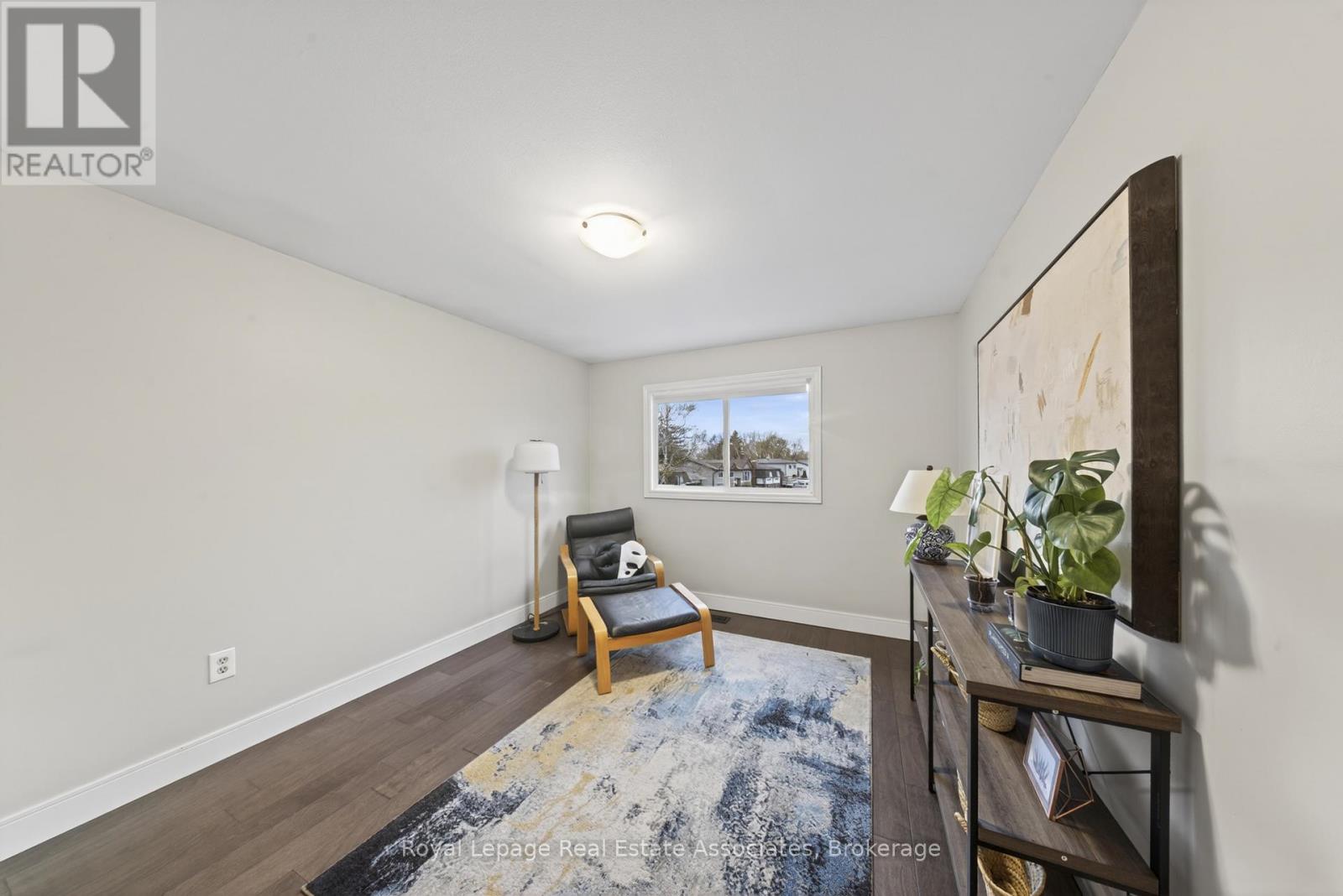 118 PARKVIEW DRIVE - 30
