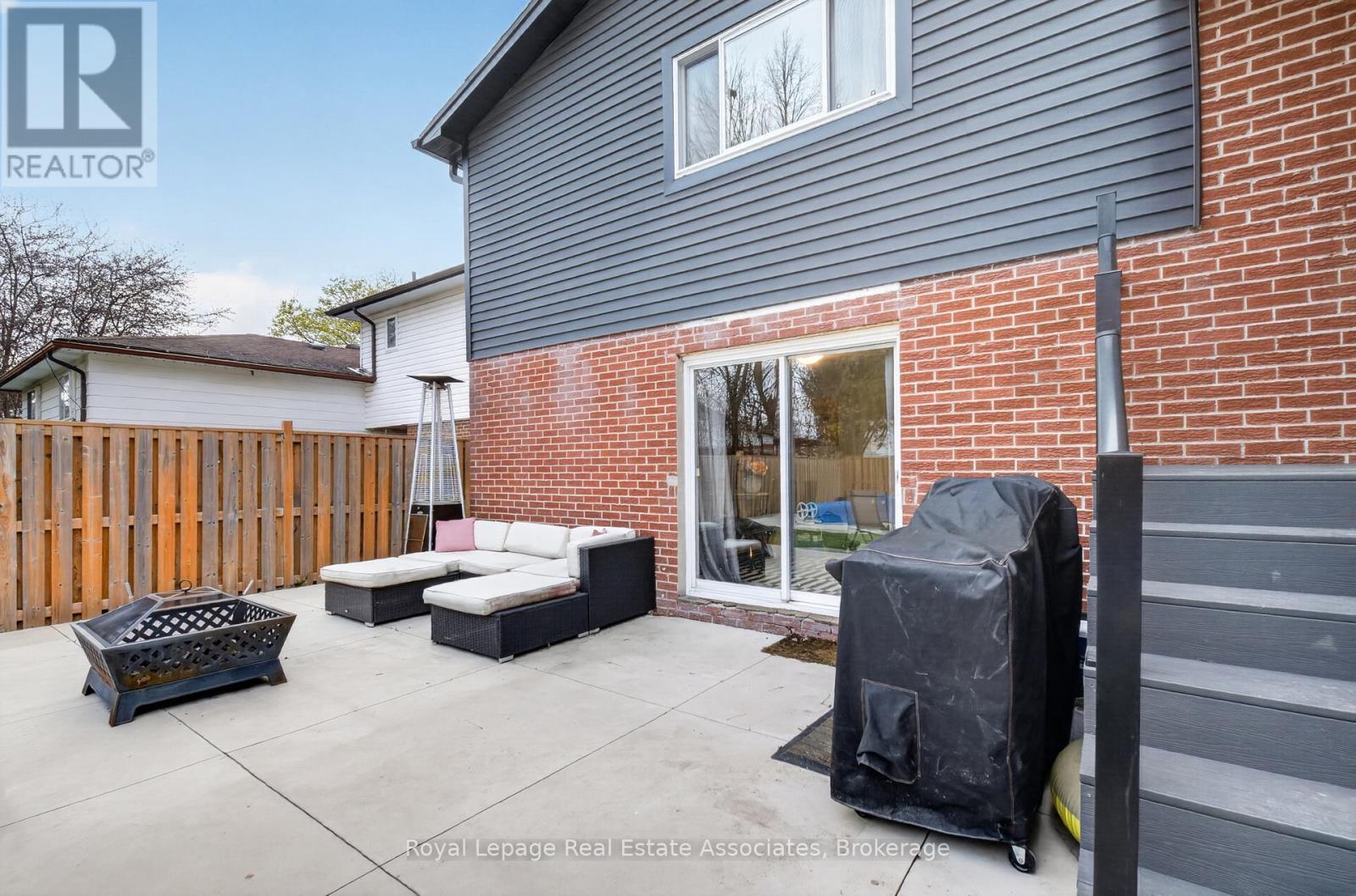 118 PARKVIEW DRIVE - 41