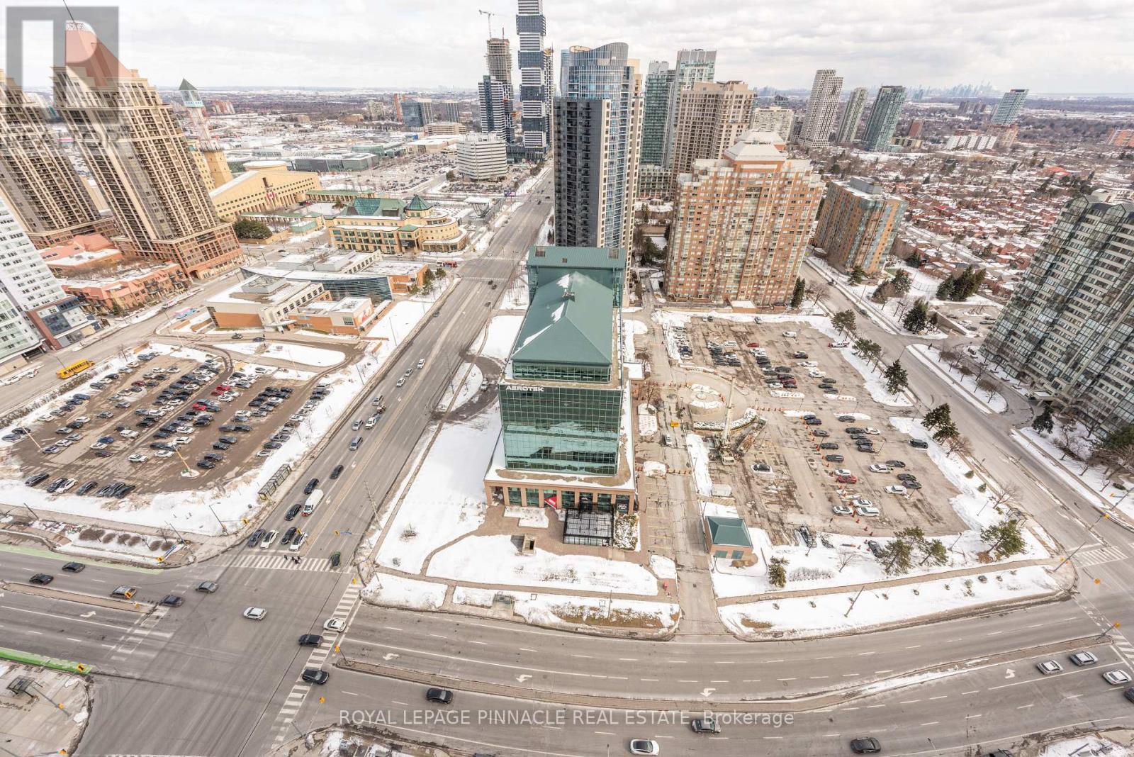 #2802 3900 CONFEDERATION PARKWAY - 13