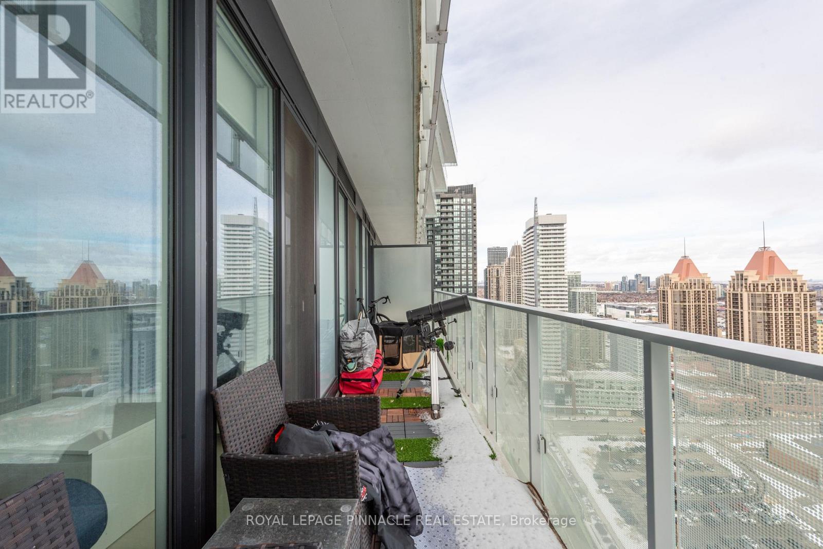 #2802 3900 CONFEDERATION PARKWAY - 5