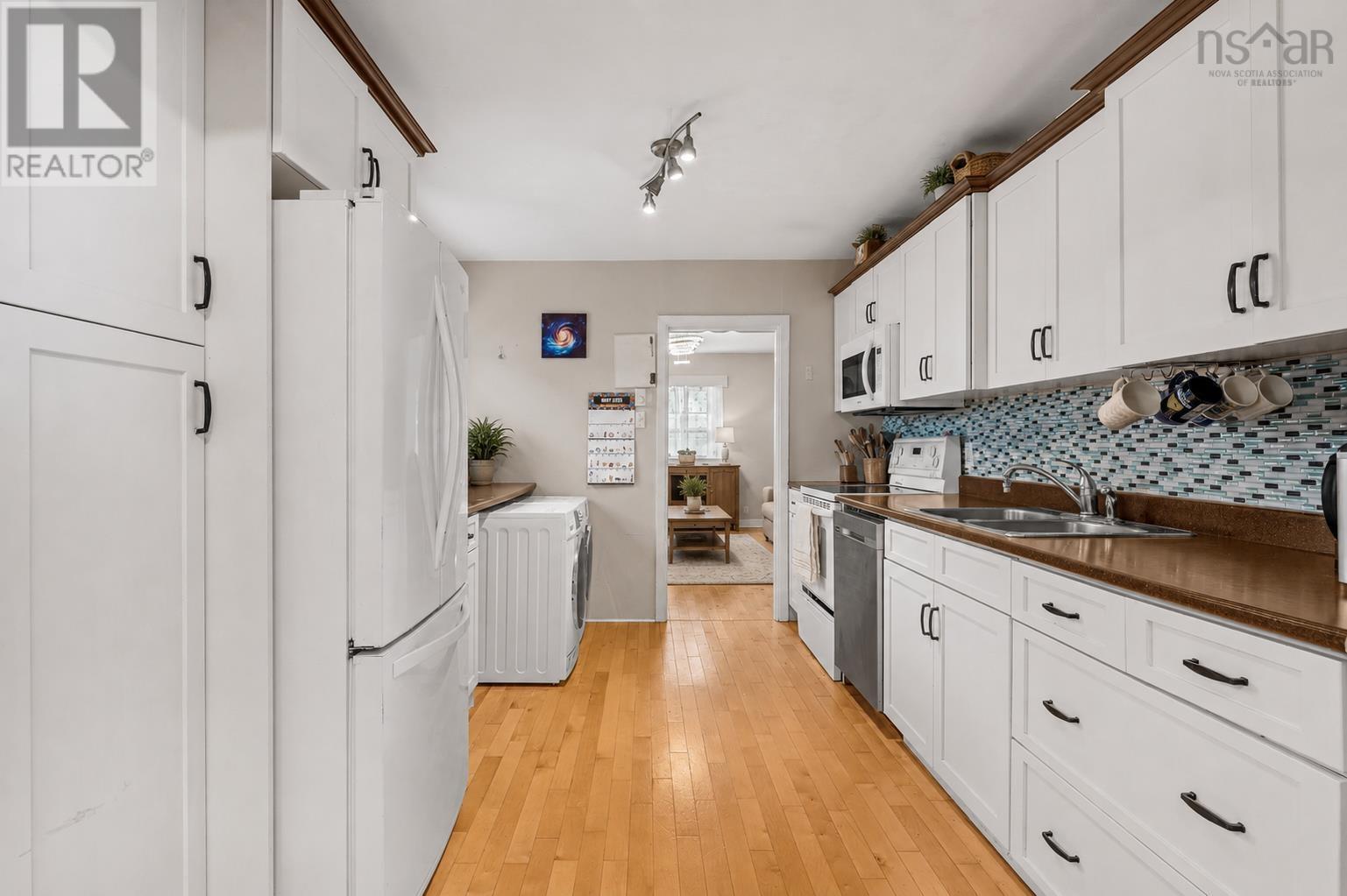 3674 Lynch Street - 6