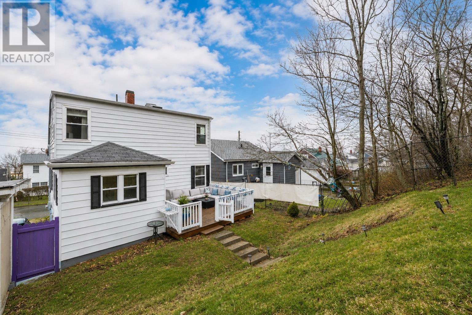 3674 Lynch Street - 36