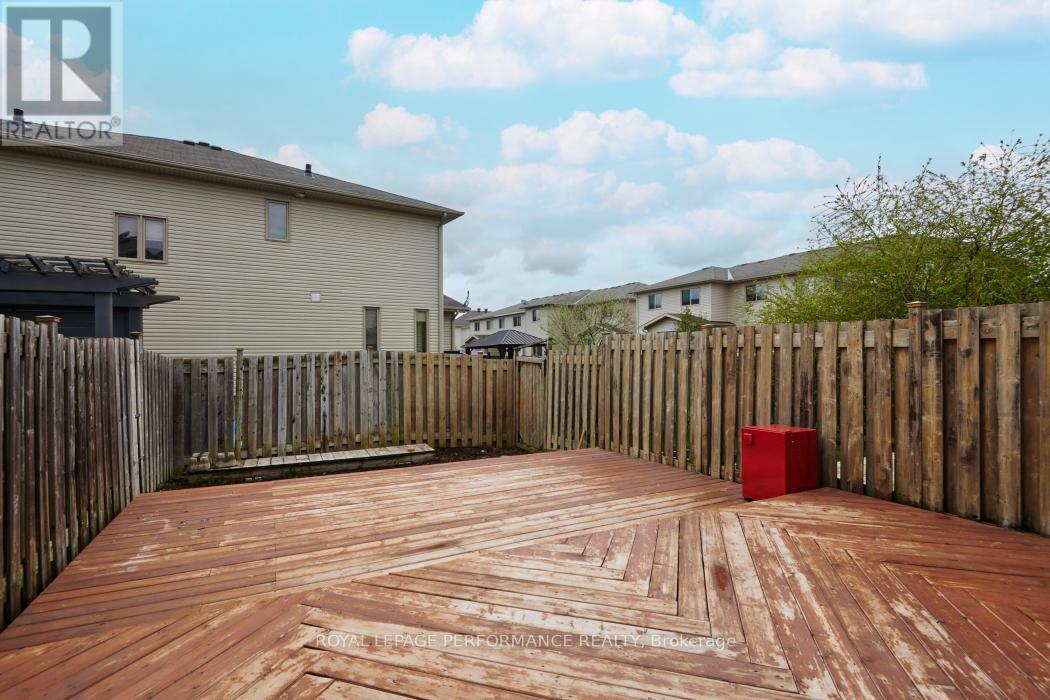 1862 ARROWGRASS WAY - 34