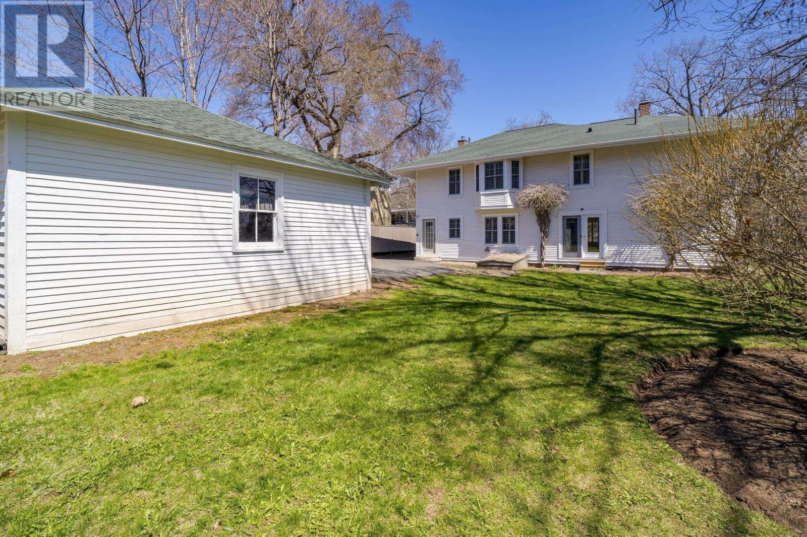 6 Oakdene Avenue - 40
