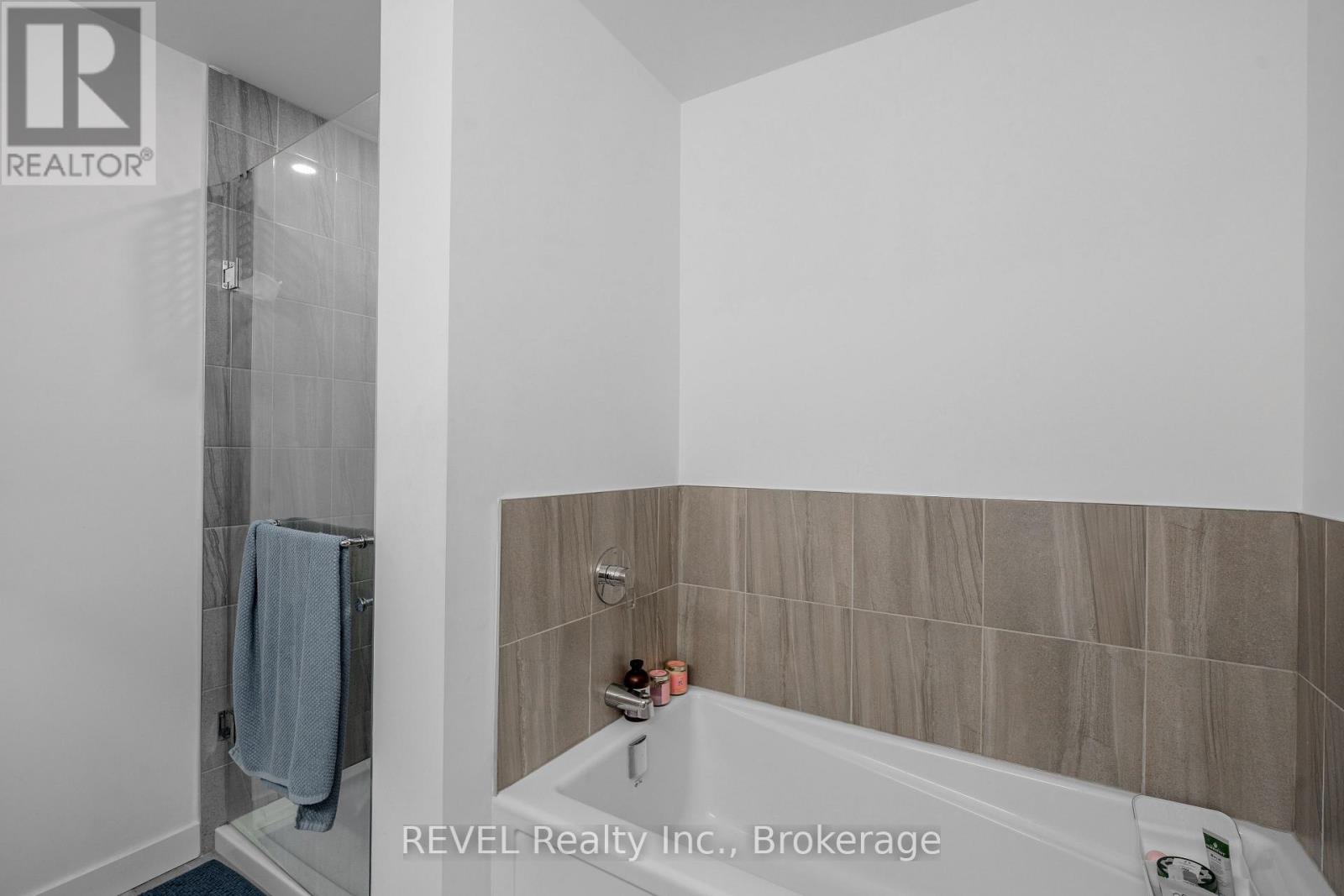 #216 7549A KALAR ROAD - 17
