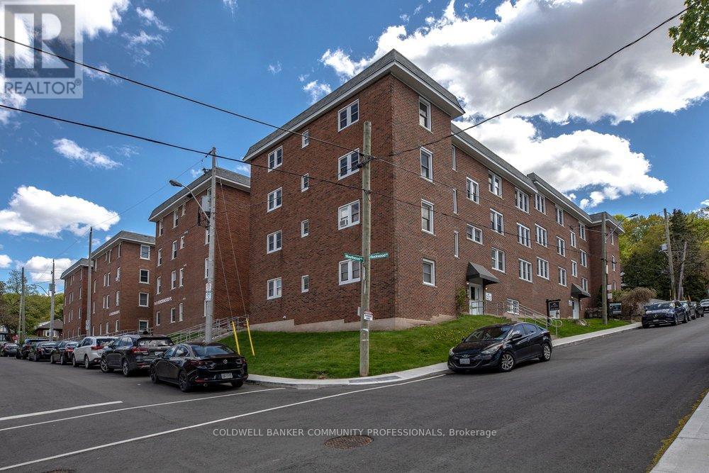 #7 21 MOUNTWOOD AVENUE - 1