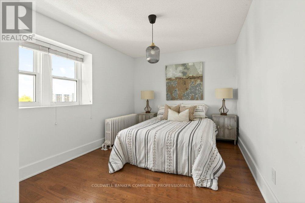 #7 21 MOUNTWOOD AVENUE - 28