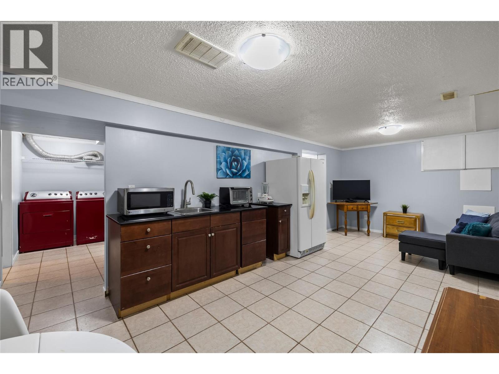 730 Cupar Road, Kelowna