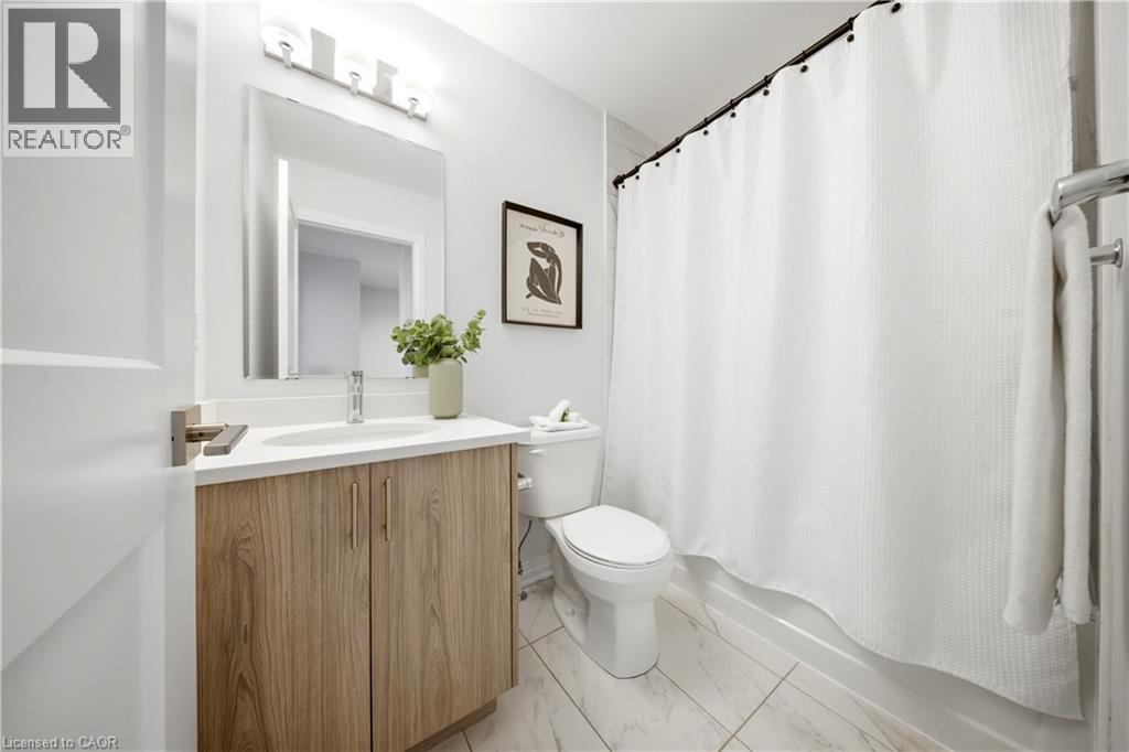 #15 51 SPARROW Avenue - 34