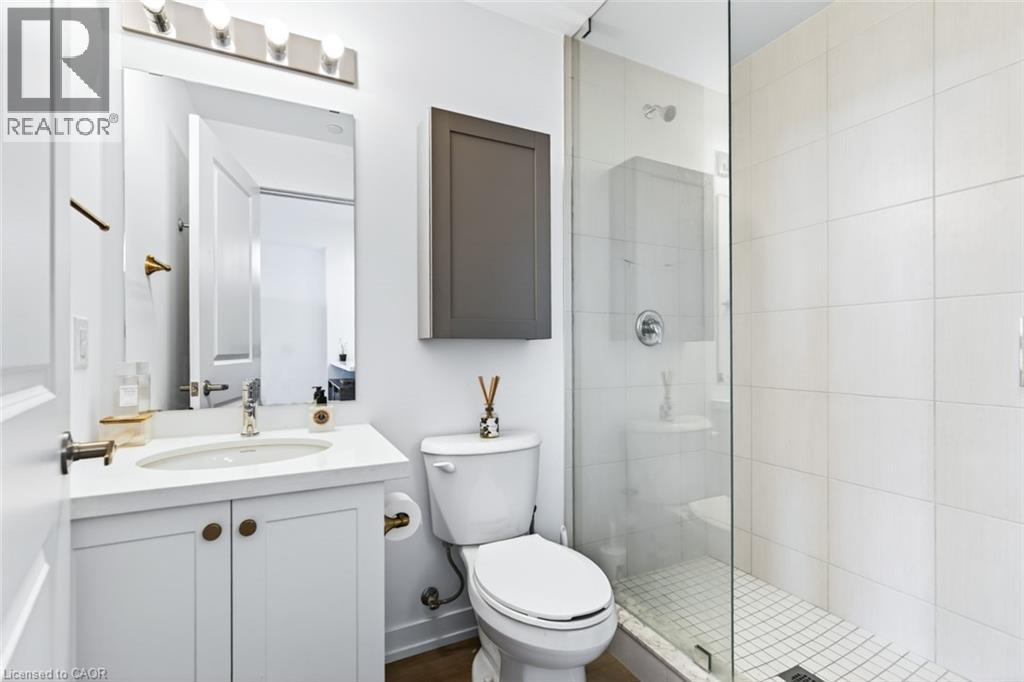 #904 470 DUNDAS Street E - 24