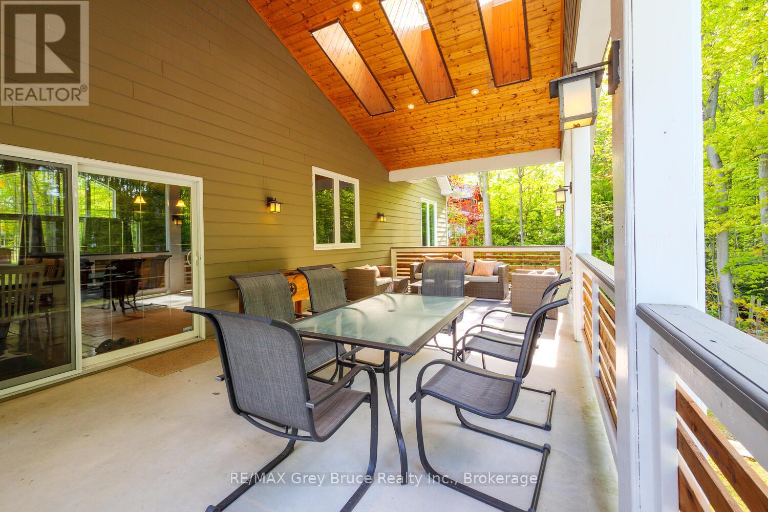 41 MARTIN DRIVE - 39