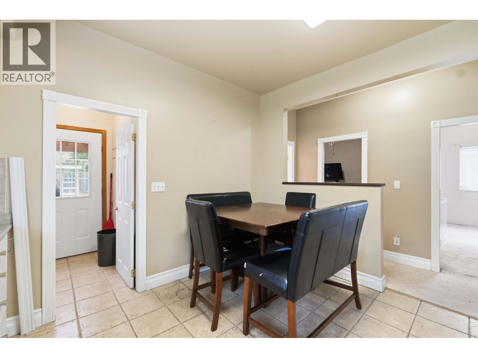 11328 MAPLE CRESCENT, Maple Ridge