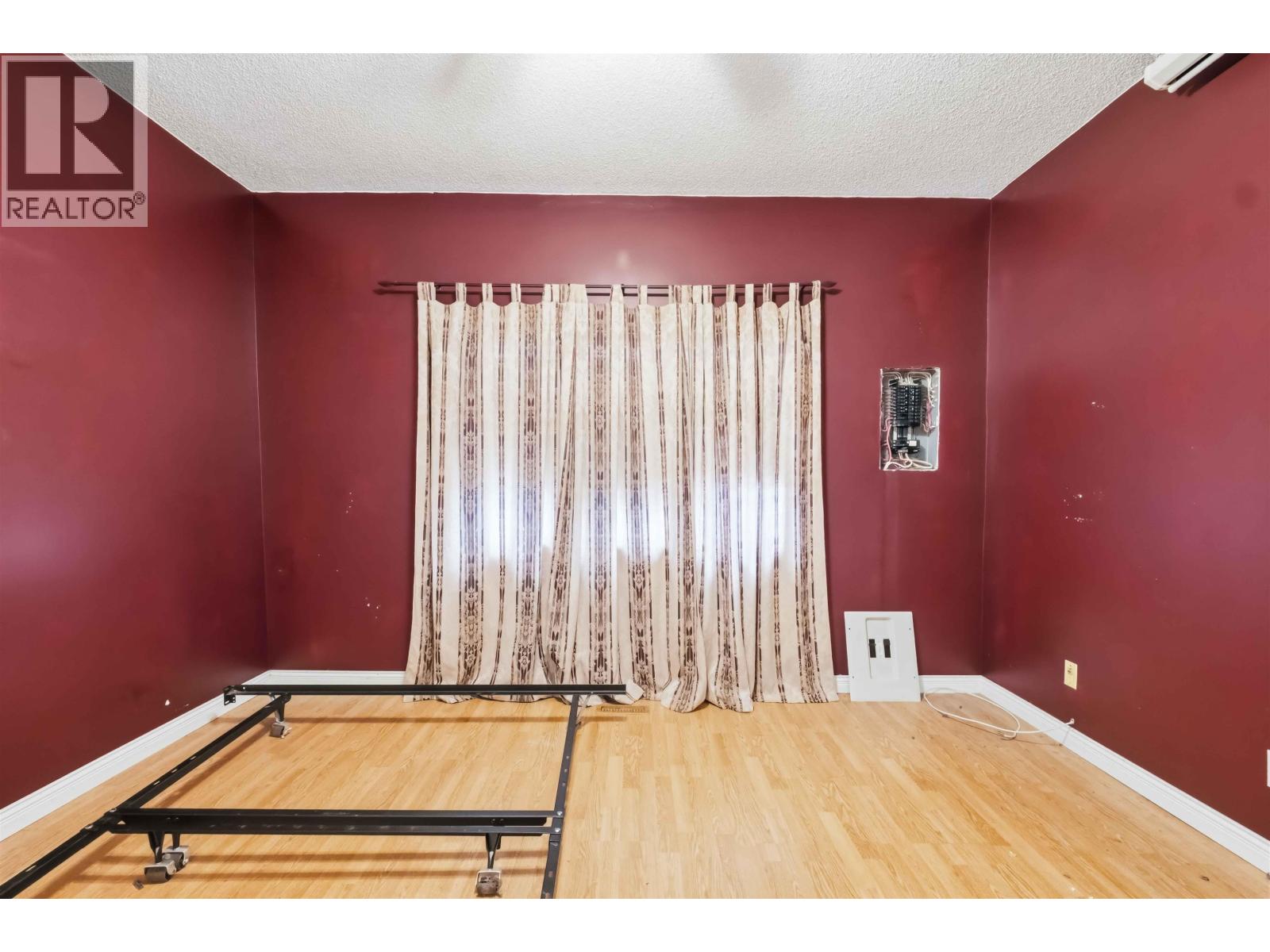 11328 MAPLE CRESCENT, Maple Ridge