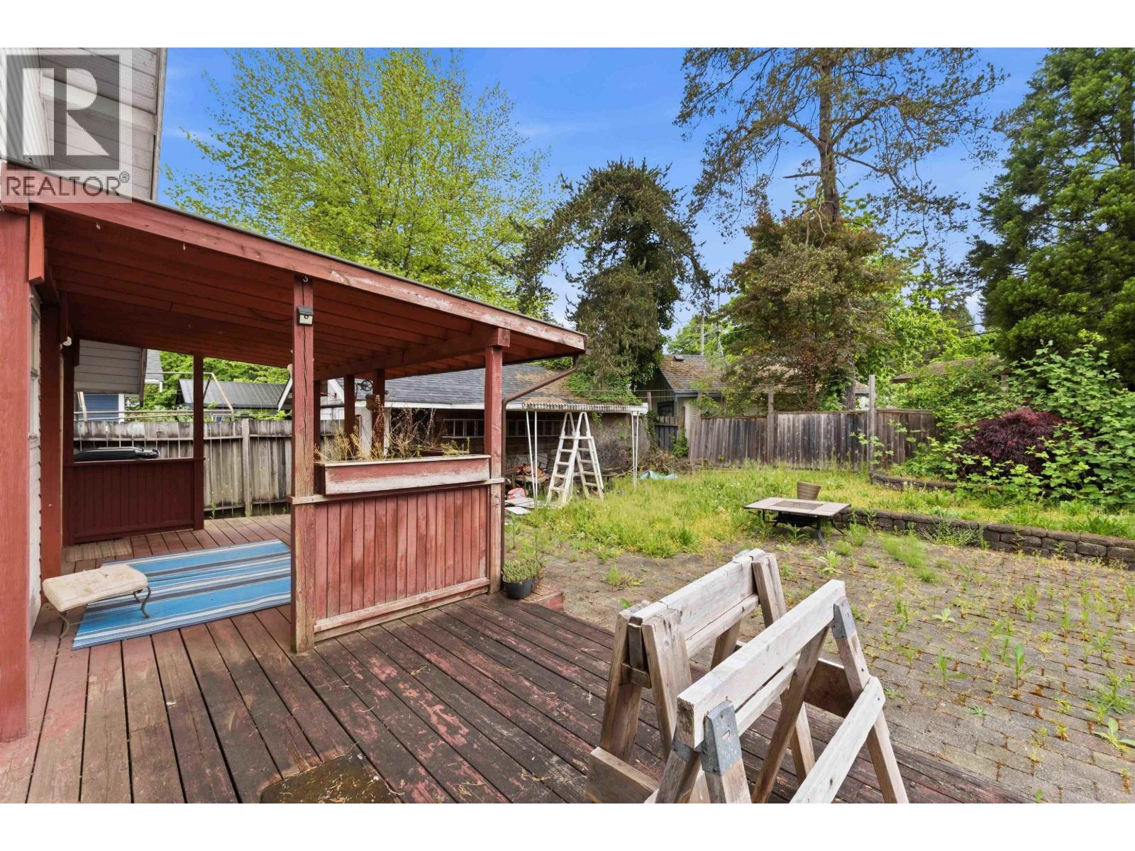 11328 MAPLE CRESCENT, Maple Ridge