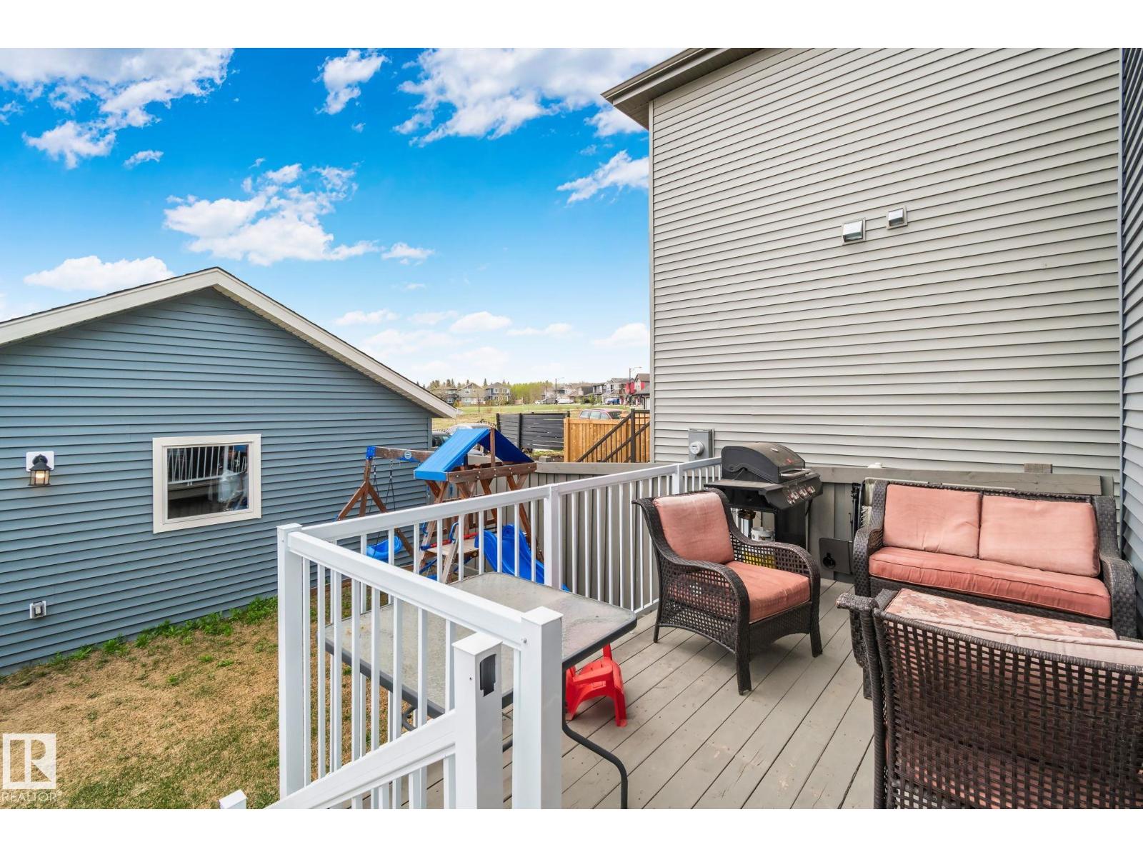 21027 130 AV NW, Edmonton