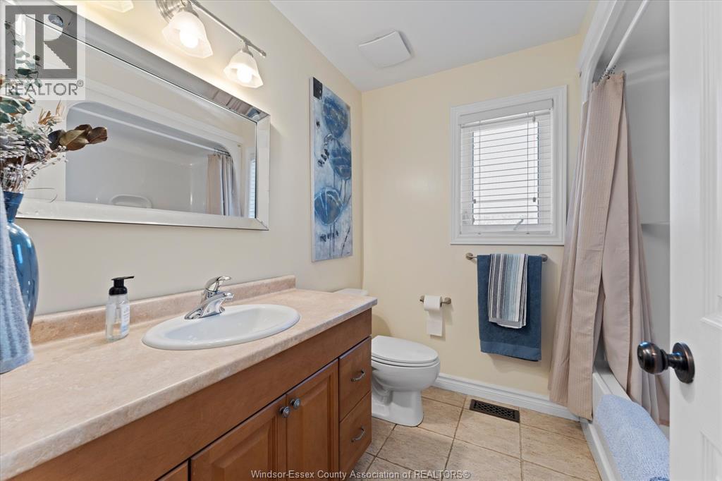 9597 MANITOU CRESCENT, Windsor, Ontario, N8P1H8 — Photo 31