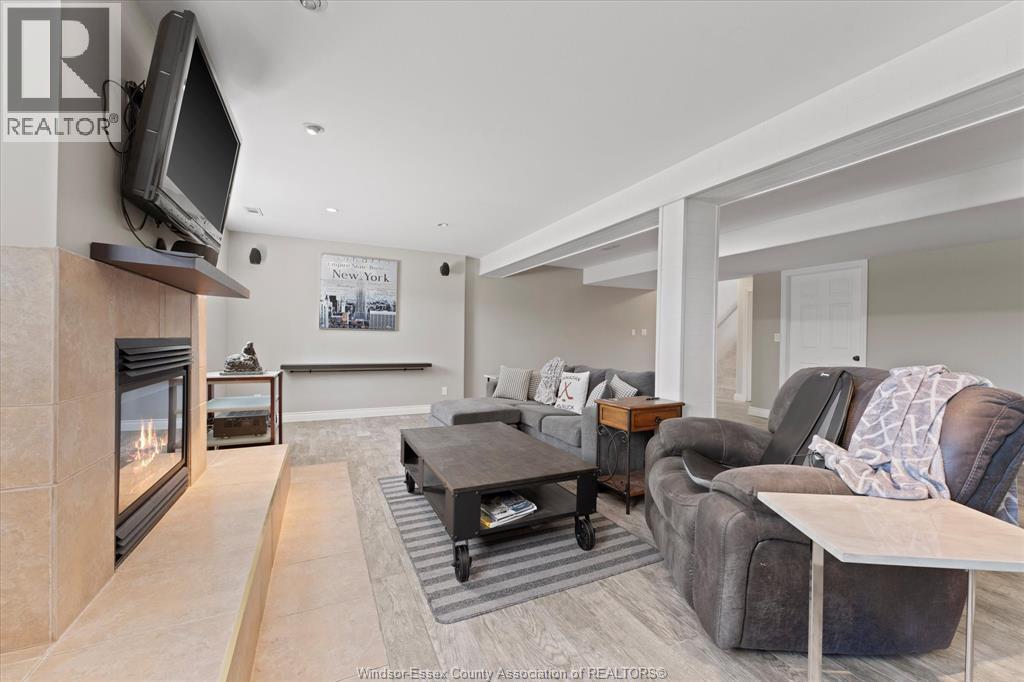 9597 MANITOU CRESCENT, Windsor, Ontario, N8P1H8 — Photo 11