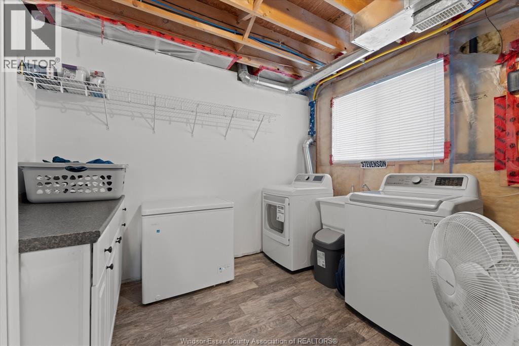 9597 MANITOU CRESCENT, Windsor, Ontario, N8P1H8 — Photo 8
