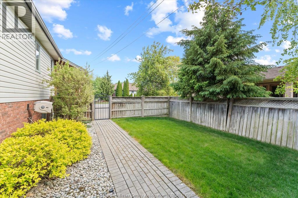 9597 MANITOU CRESCENT, Windsor, Ontario, N8P1H8 — Photo 38