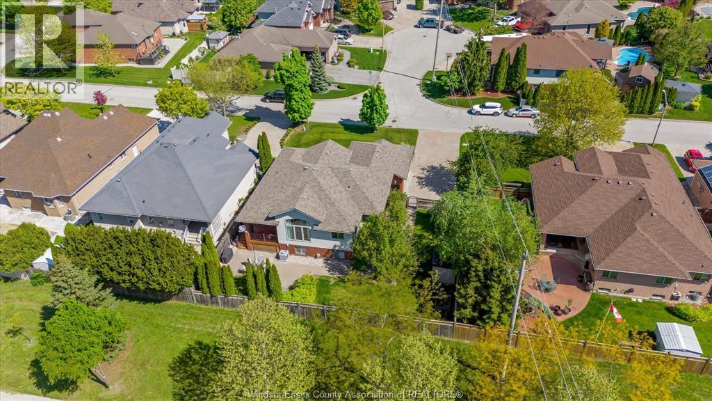 9597 MANITOU CRESCENT, Windsor, Ontario, N8P1H8 — Photo 39