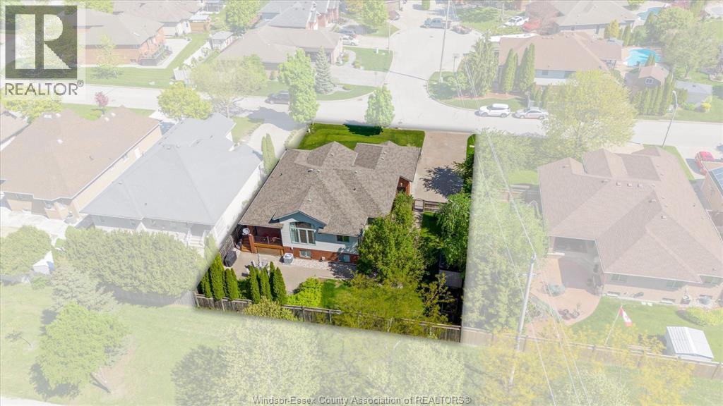 9597 MANITOU CRESCENT, Windsor, Ontario, N8P1H8 — Photo 4