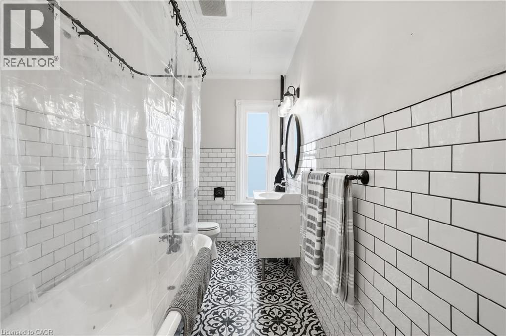 277 MAIN Street W, Hamilton, Ontario, L8P1J7 — Photo 24