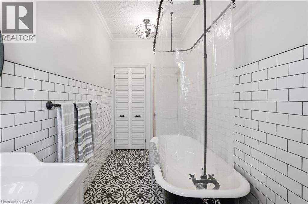 277 MAIN Street W, Hamilton, Ontario, L8P1J7 — Photo 26