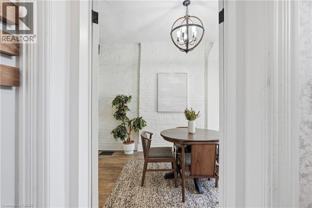 277 MAIN Street W, Hamilton, Ontario, L8P1J7 — Photo 4