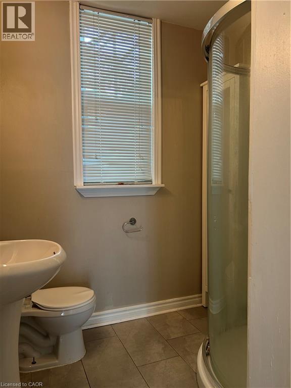 62 BARNESDALE Avenue S, Hamilton, Ontario, L8M2V4 — Photo 8