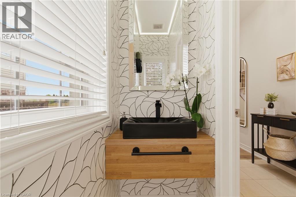 73 MEDICI Lane Unit# 5, Hamilton, Ontario, L9B0H3 — Photo 20