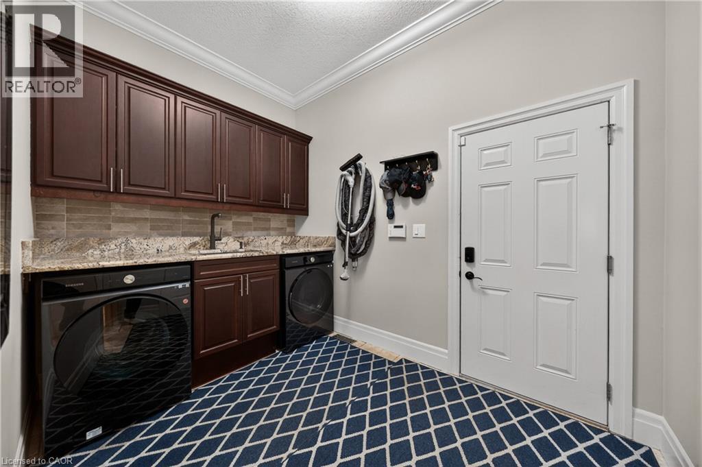 245 JOSEPH SCHOERG Crescent - 24