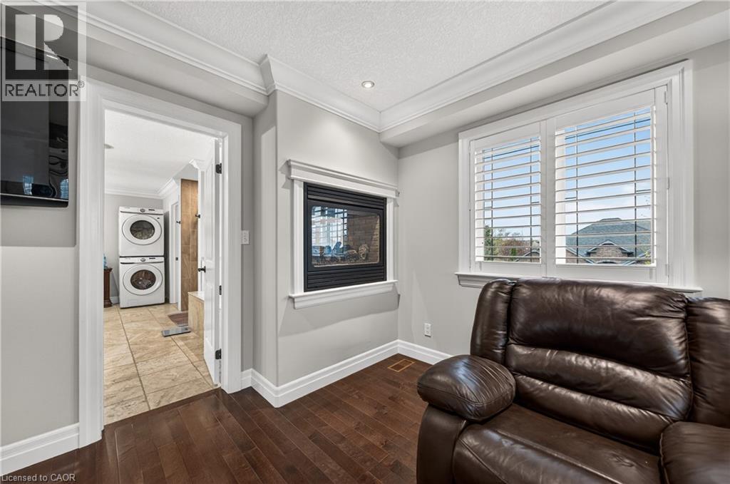 245 JOSEPH SCHOERG Crescent - 27